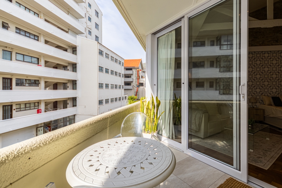 To Let 0 Bedroom Property for Rent in Sea Point Western Cape
